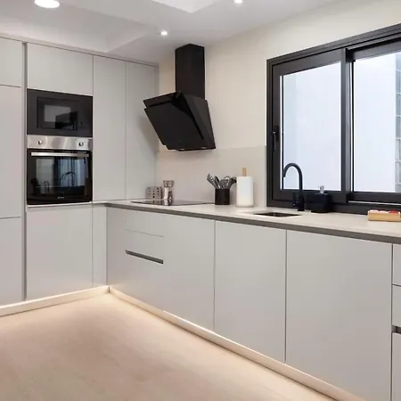 Live Like A Local Your Comfortable Retreat At Pas Apartment *