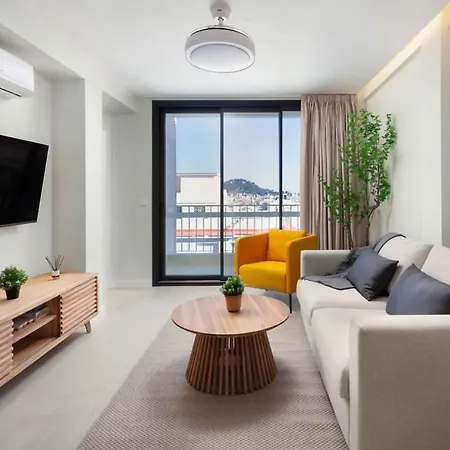 Apartment Live Like A Local Your Comfortable Retreat At Pas Malaga