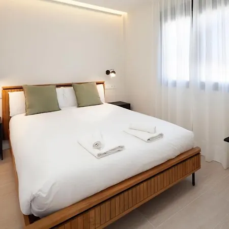 Live Like A Local Your Comfortable Retreat At Pas * Malaga